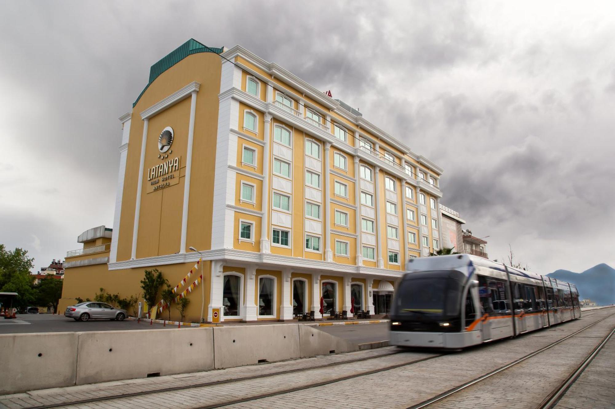 Latanya Palm & Spa Airport Antalya Ngoại thất bức ảnh