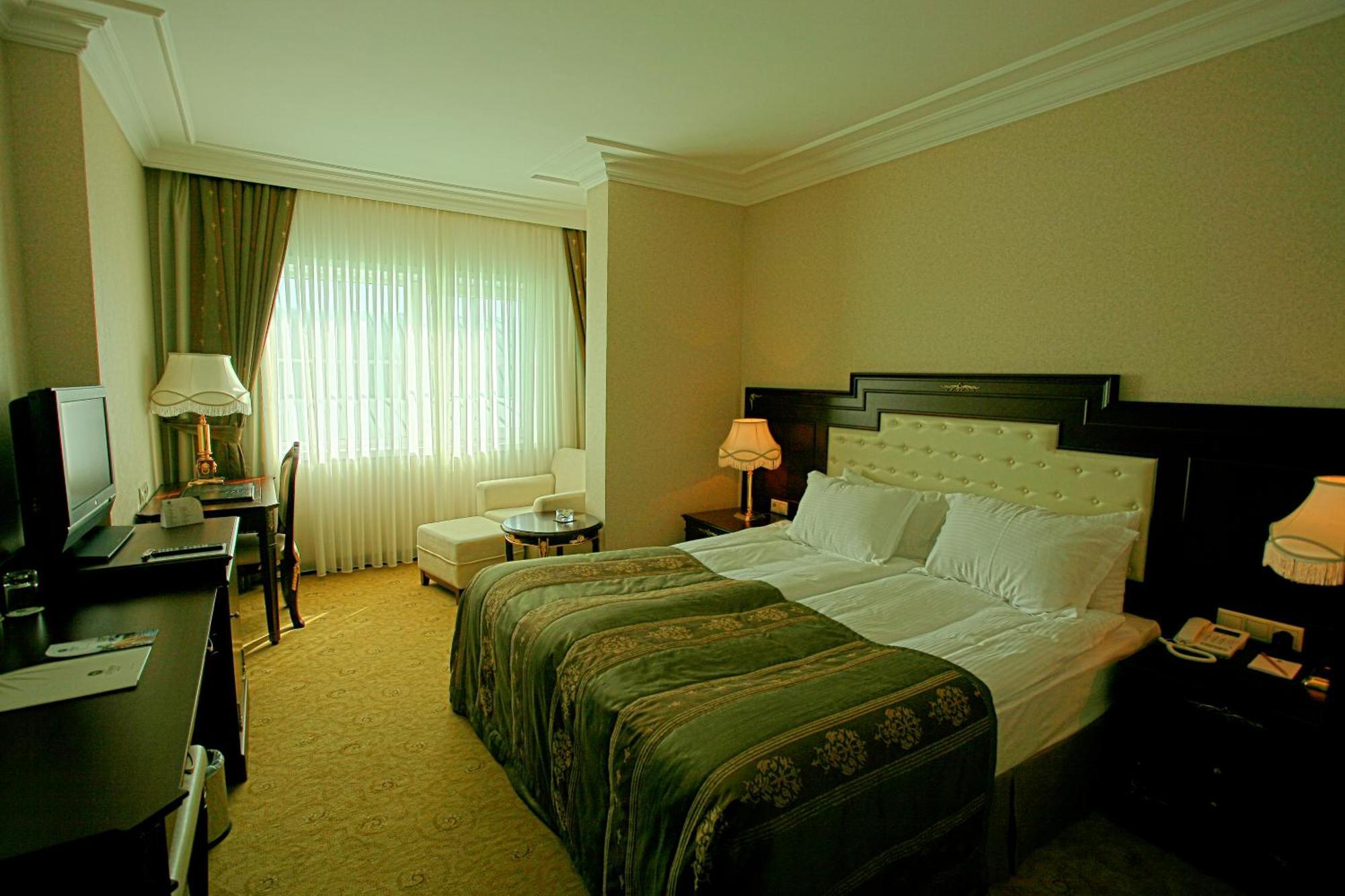 Latanya Palm & Spa Airport Antalya Ngoại thất bức ảnh