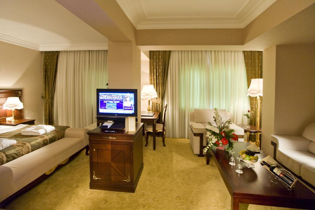 Latanya Palm & Spa Airport Antalya Ngoại thất bức ảnh