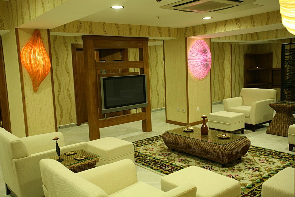 Latanya Palm & Spa Airport Antalya Ngoại thất bức ảnh